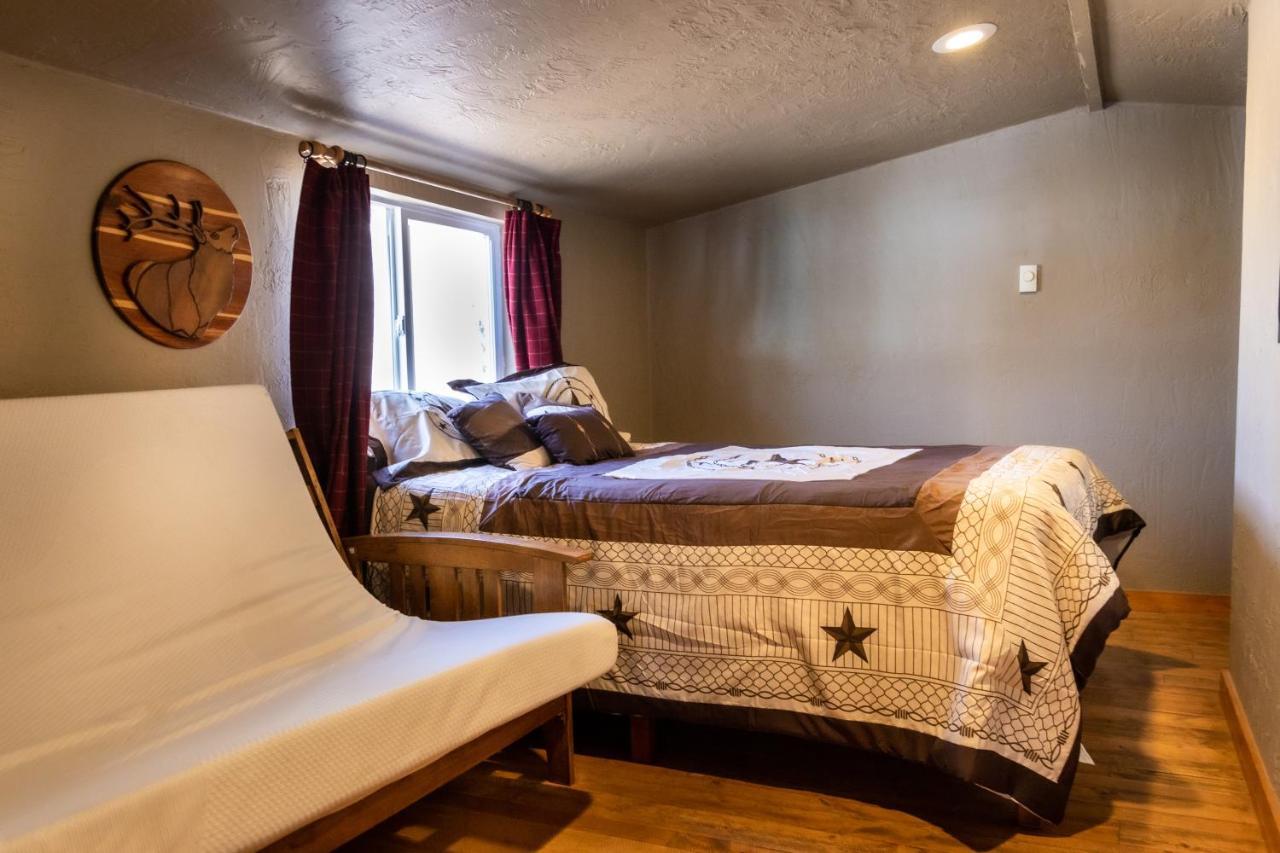 Half Moon Lake Lodge باينديل المظهر الخارجي الصورة