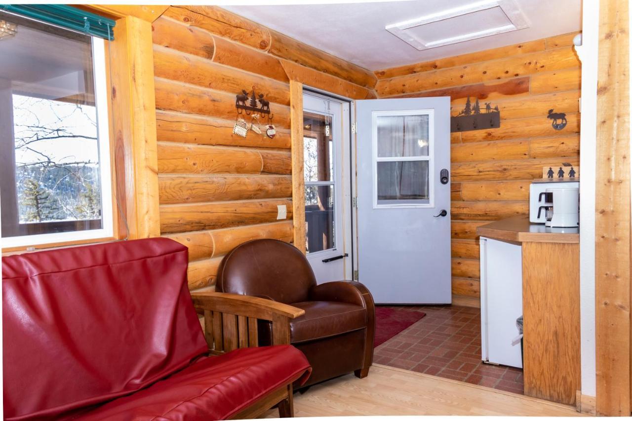 Half Moon Lake Lodge باينديل المظهر الخارجي الصورة